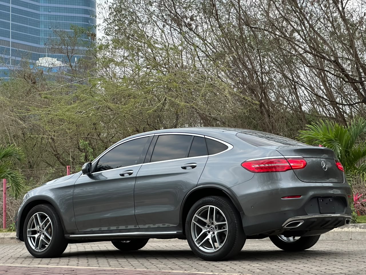Mercedes-Benz GLC Coupe thumbnail 10